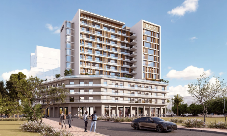 Azizi Lina at Jebel Ali